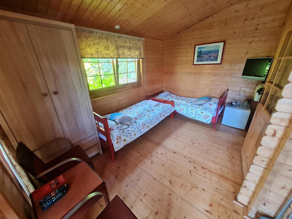 Hotel Pensjonacik Ogrody Pierzchno Exteriér fotografie