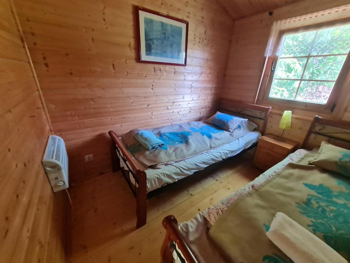 Hotel Pensjonacik Ogrody Pierzchno Exteriér fotografie